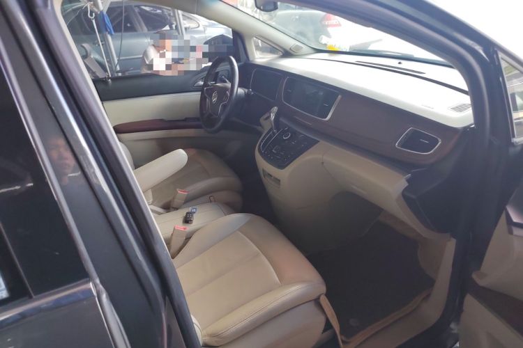 Used Buick GL8 2018 28T Luxury Model China VI Standard
