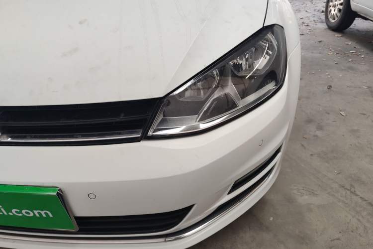 Used Volkswagen Golf 2017 230TSI Automatic Comfort Edition – Celebrating Milestone of One Million Units
