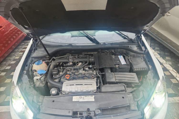 Used Volkswagen Golf 2012 1.4TSI Luxury Convertible Edition
