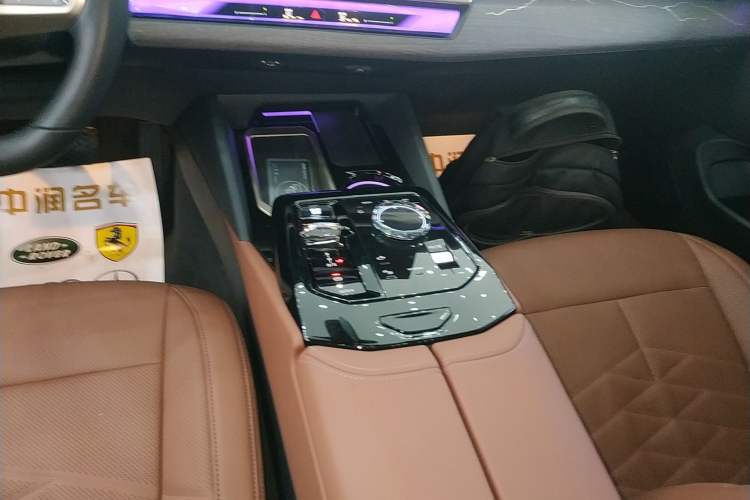 Used BMW 5 Series 2024 530Li Luxury Edition M Sport Package
