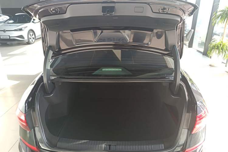 Used Volkswagen Passat 2020 Revised Version 280TSI Business Edition China VI Standard
