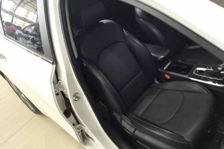 Used Kia K3 2019 1.5L CVT Smart Connectivity Version
