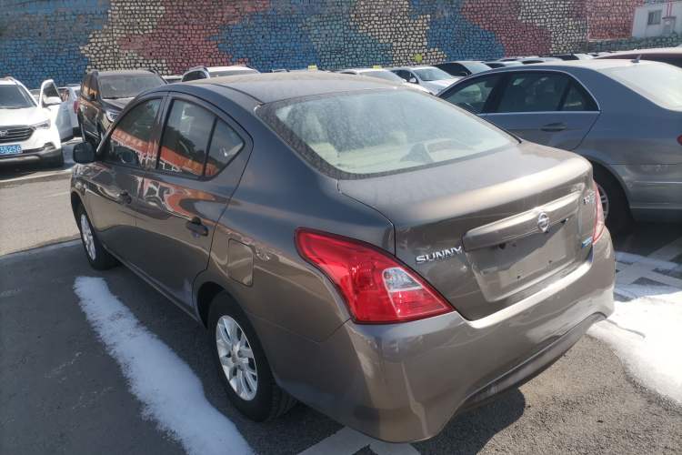 Used Nissan Sunny 2015 1.5XE Manual Comfort Edition
