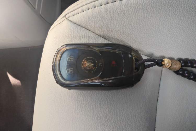 Used Buick GL8 2022 Land Cruiser Executive Class 652T Comfort Model
