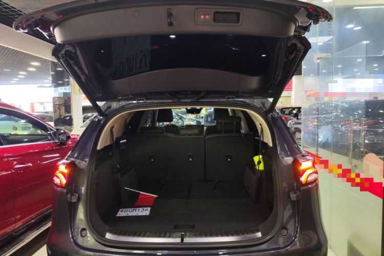 Used BYD Tang New Energy 2018 DM 2.0T All-Wheel Drive Smart Connectivity Luxury Model 7 Seats China V Emission Standard
