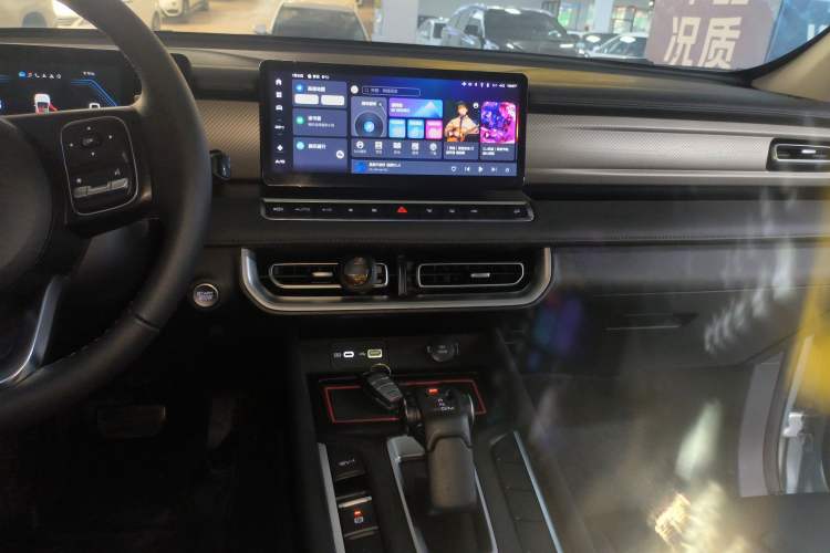 Used Great Wall Poer 2023 2.0T Passenger Version Automatic Diesel 4x4 Comfort Trim – GW4D20M