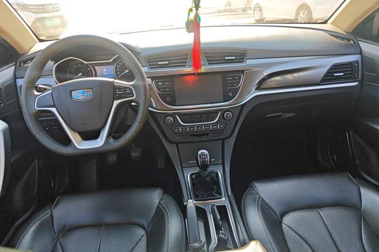 Used Geely Auto Emgrand 2017 Sedan Million Edition 1.5L Manual - Upward Version
