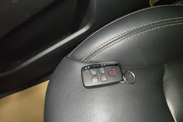 Used Land Rover Range Rover Evoque 2015 2.0T Five-Door Fashion Edition
