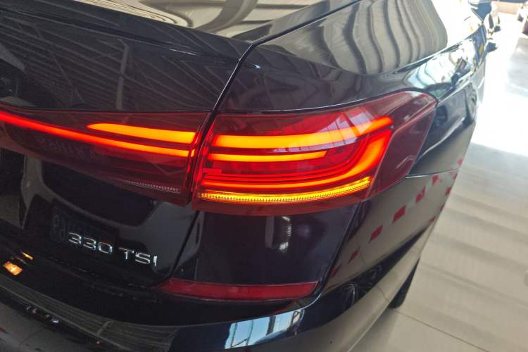 Used Volkswagen Passat 2022 330TSI Starry Elite Edition Custom Version
