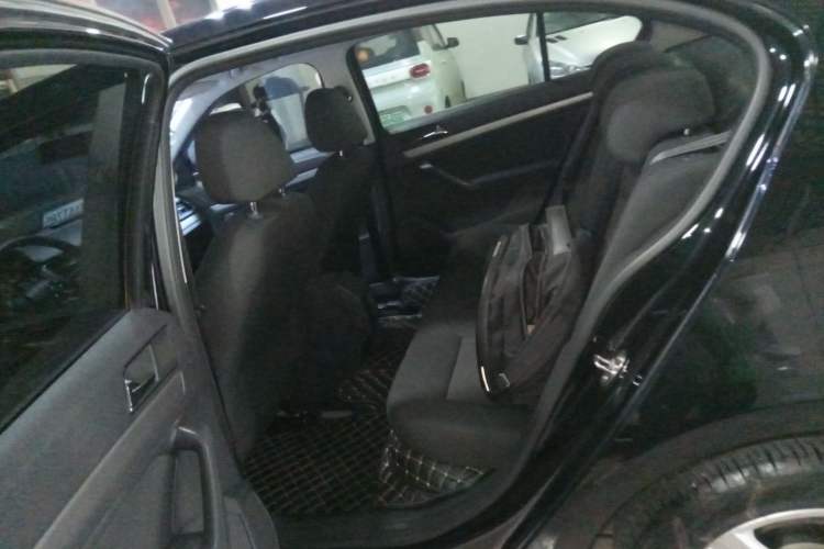 Used Volkswagen Lavida 2017 1.6L Automatic Fashion Edition
