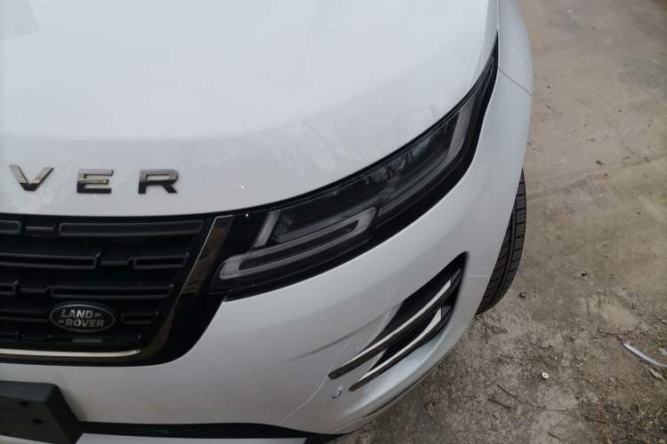 Used Land Rover Range Rover Evoque 2024 Aurora L 249 PS Prestige Light-Chasing Edition