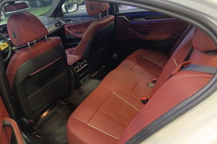 Used BMW 5 Series 2023 Restyled 530Li Leading Edition M Sport Package