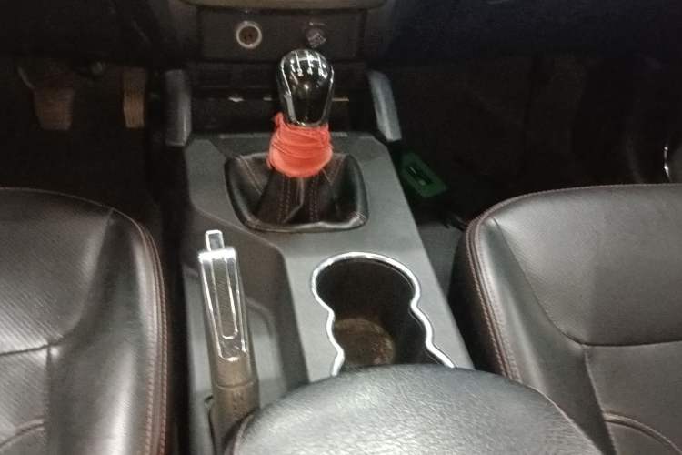 Used Geely Auto GX7 2015 Classic Edition 1.8L Manual Urban Model China IV