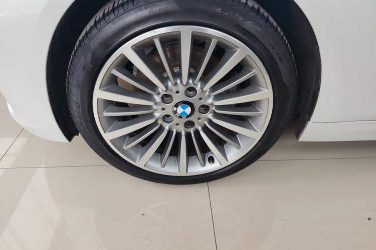 Used BMW 3 Series 2019 320Li Fashion Model
