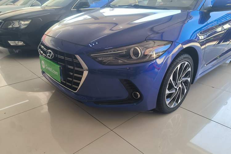 Used Hyundai Elantra 2019 1.4T Dual-Clutch Xuan Dong · Dynamic Model
