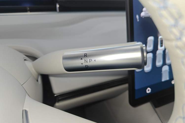 Used Hima Luxeed S7 2025 785 km Ultra
