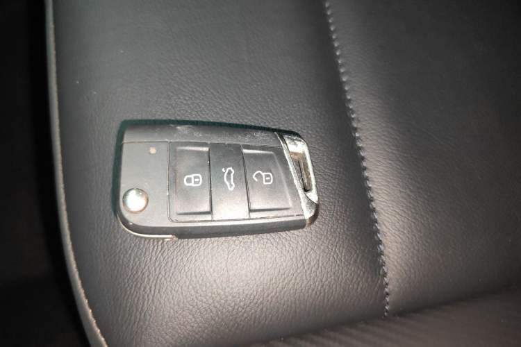 Used Volkswagen T-ROC 2020 280TSI DSG Two-Wheel Drive Comfort Version
