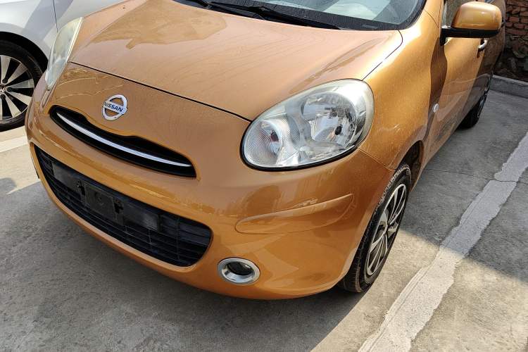 Used Nissan March 2015 1.5L Automatic E-Xuan Edition
