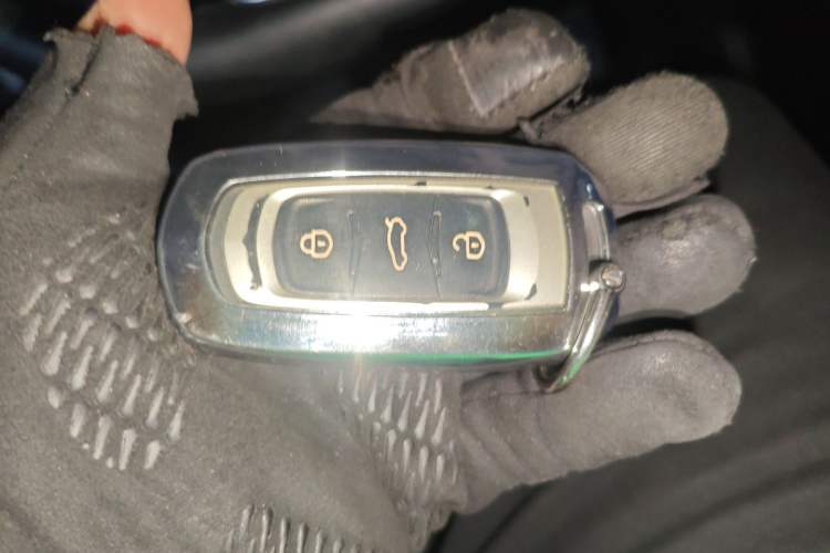 Used Geely Auto Vision X3 2020 1.5L CVT Luxury Model