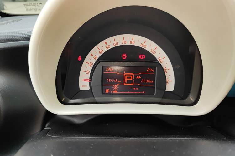 Used  forfour 2016 1.0L 52 kW Dynamic Edition
