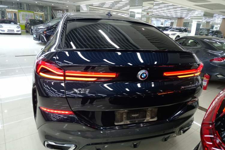 Used BMW X6 2021 xDrive40i M Sport Package