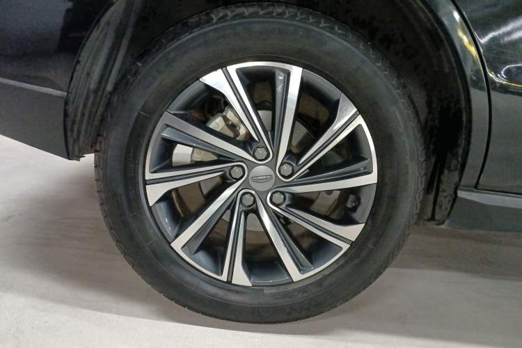 Used Geely Auto Vision X6 2020 1.4T CVT Luxury Edition