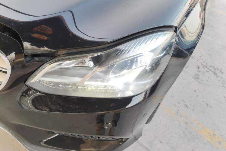 Used Mercedes-Benz E-Class 2015 Facelift E 200 L Sport Edition
