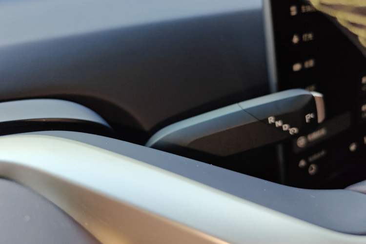 Used  07 2024 Max Extended-Range Edition
