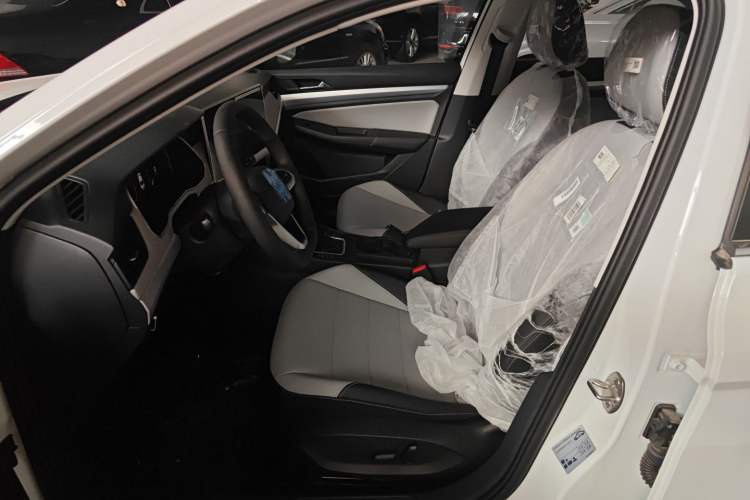 Used Volkswagen Bora 2025 200TSI DSG Enjoy PRO Edition
