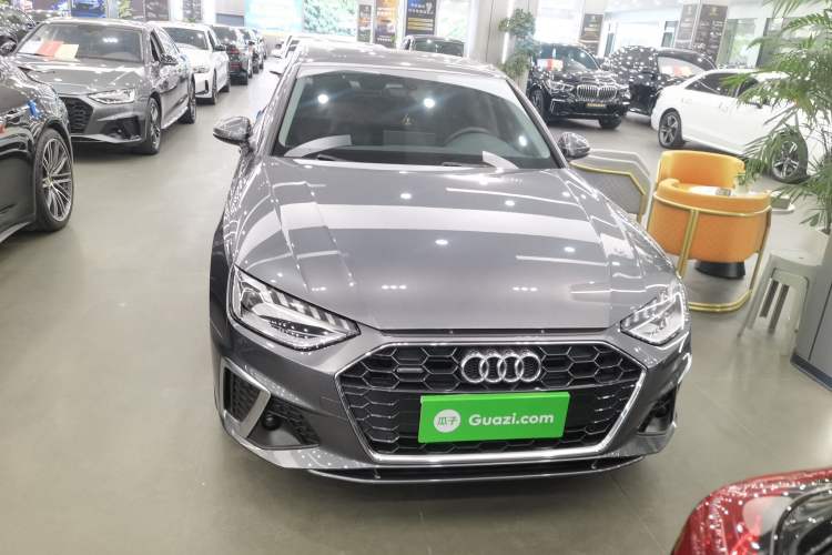 Used Audi A4L 2020 40 TFSI Luxury Dynamic Model
