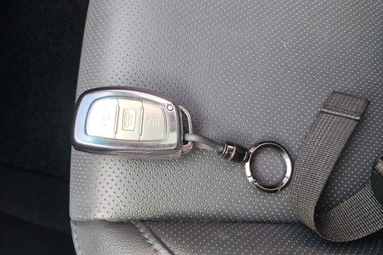 Used Hyundai Mistra 2016 1.8L Automatic Smart GLS