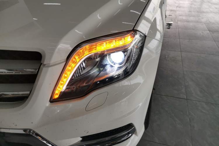 Used Mercedes-Benz GLK-Class 2015 GLK 260 4MATIC Fashion Edition Ultimate Version