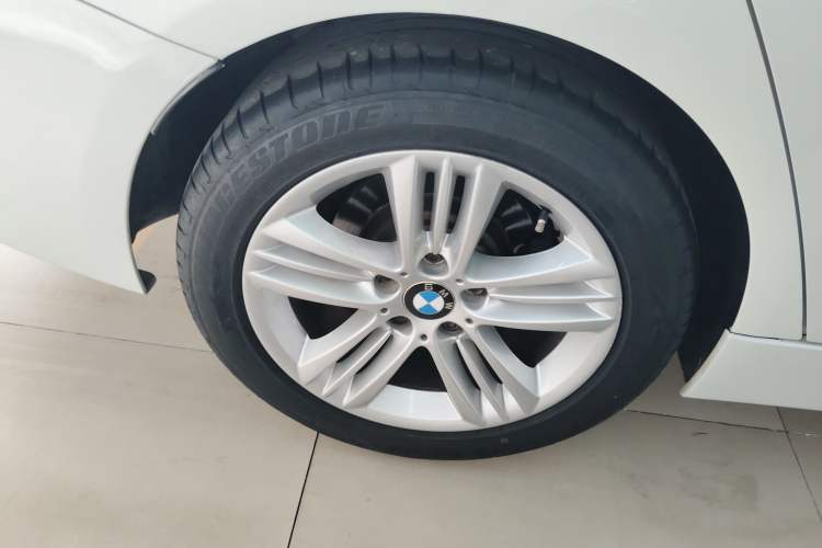 Used BMW 3 Series 2016 320Li Fashion Model
