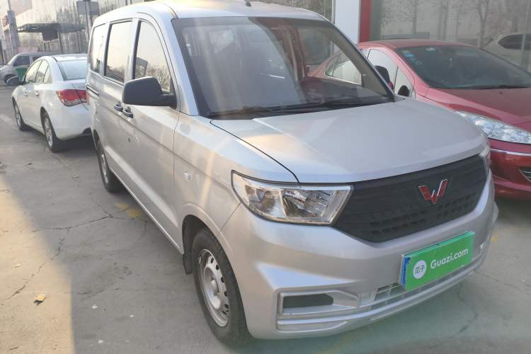 Used Wuling Hongguang V 2022 1.5L Jingqu Edition Electric-Assist LAR