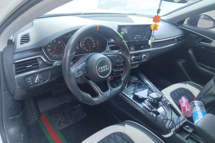 Used Audi A4L 2018 30th Anniversary Edition 40 TFSI Trendy Model
