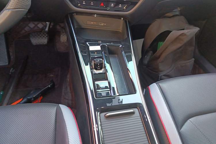 Used Volkswagen Lamando 2023 Lavida L 280TSI DSG Cool & Spicy Edition
