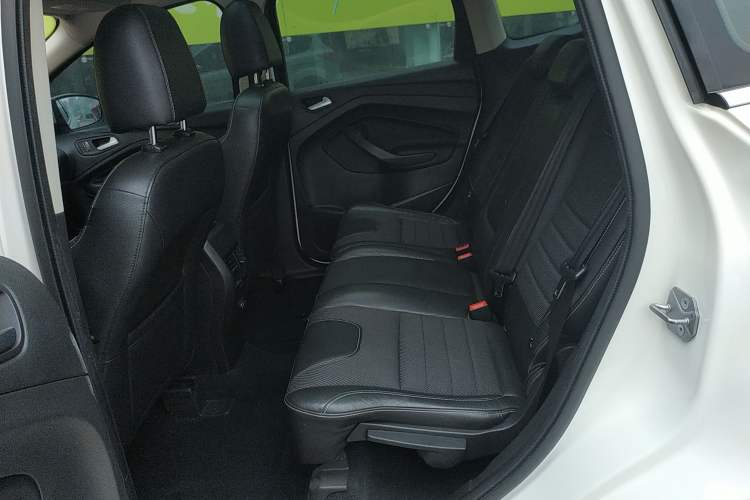 Used Ford Kuga 2013 1.6L GTDi Two-Wheel-Drive Trend Model
