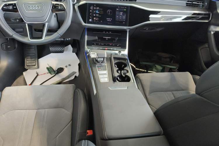 Used Audi A6L 2024 45 TFSI quattro Prestige Dynamic Edition
