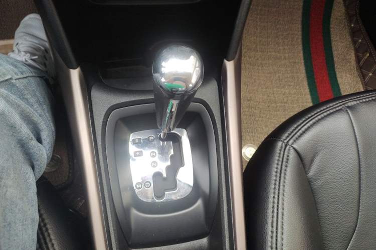 Used Peugeot 2008 2014 1.6L Automatic Fashion Edition
