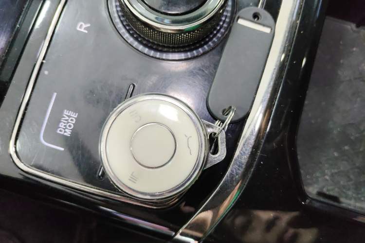 Used NETA U 2023 NETA U-Ⅱ Challenge Edition 400 U Show – Lithium Iron Phosphate
