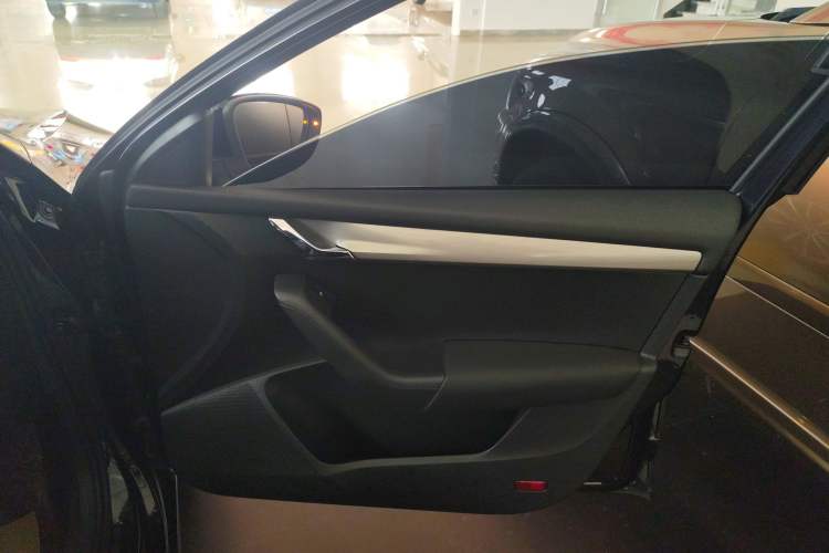 Used Skoda Octavia 2019 1.5L Manual SmartDrive Comfort Edition China VI Standard
