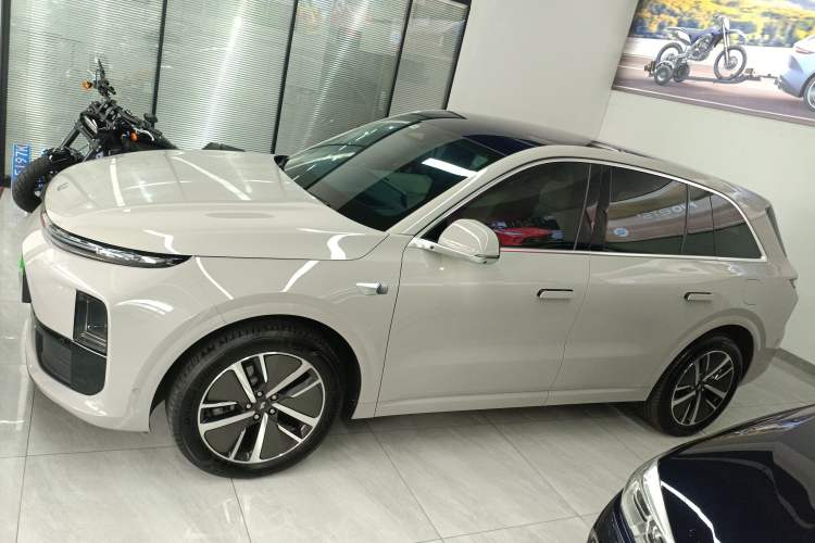 Used Li Auto L6 2024 Pro Model
