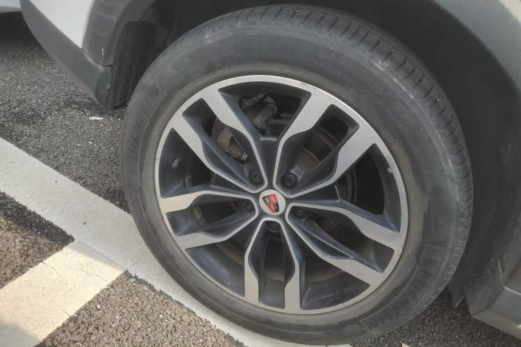 Used Roewe RX5 2016 20T Two-Wheel Drive Automatic Internet Smart Edition