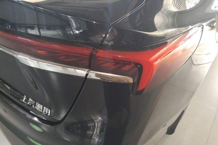 Used Buick LaCrosse 2025 28T Platinum Edition
