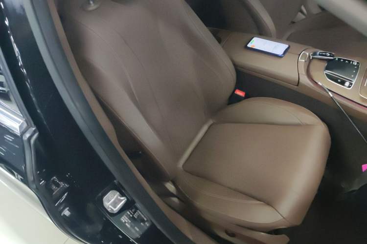 Used Mercedes-Benz E-Class 2020 Facelift E 300 L Stylish Edition