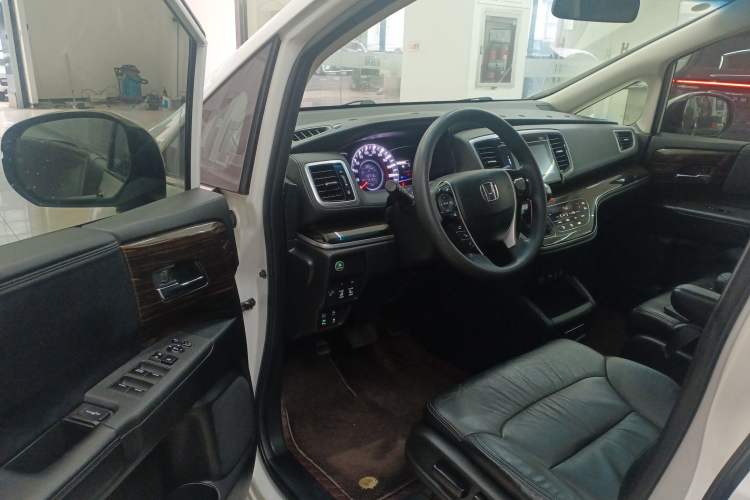 Used Honda Odyssey 2018 2.4L Luxury Edition
