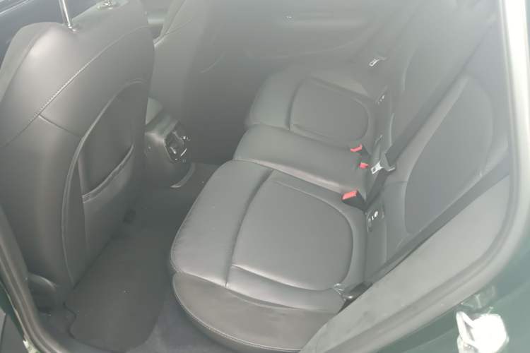 Used  Clubman 2018 1.5T COOPER Artist
