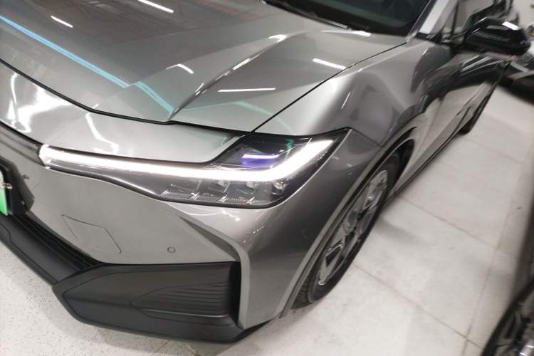 Used Toyota bZ3 2023 616 km Long-Range PRO