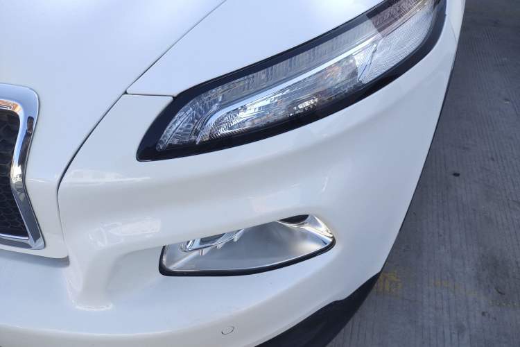 Used  Cherokee 2016 2.4L Leading Edition
