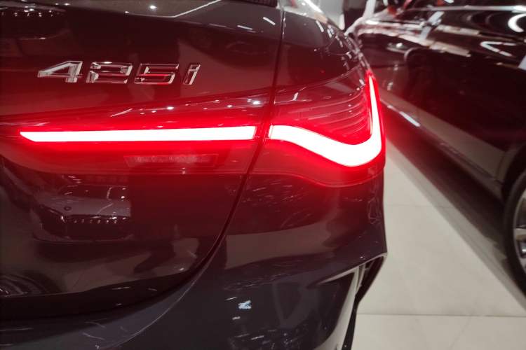 Used BMW 4 Series 2023 425i M Sport Package